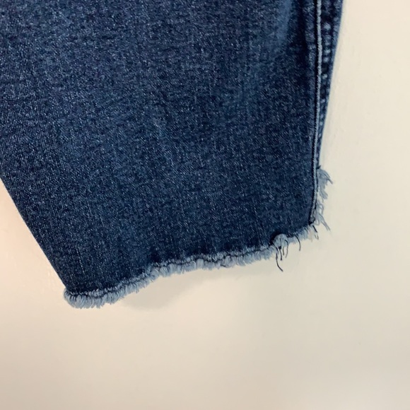 Seven jeans size 12 frayed hem 99 percent cotton - Picture 5 of 6